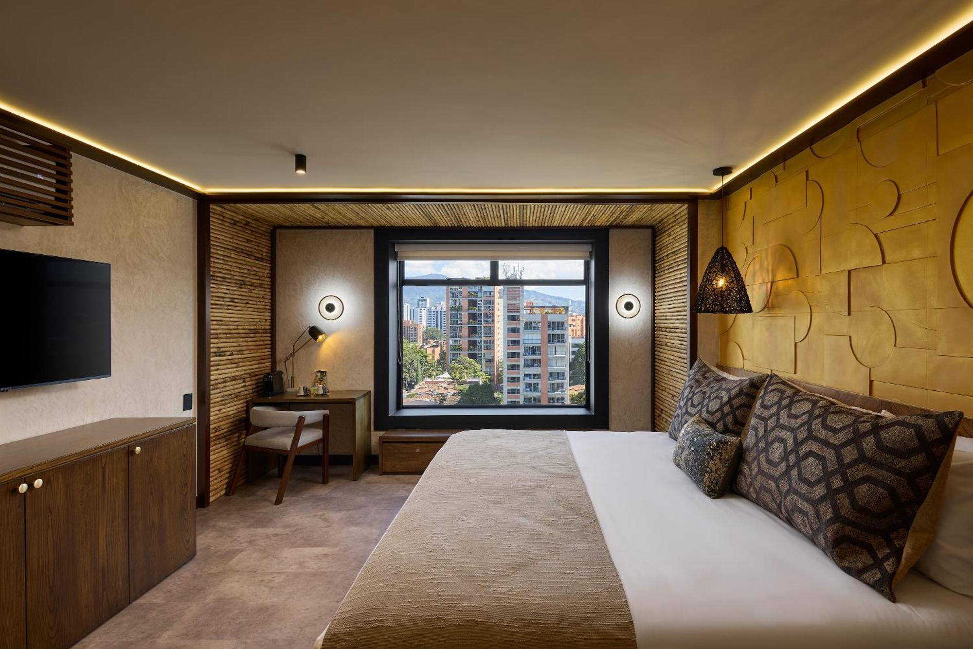 Golden Valley Hotel Medellín Exteriör bild